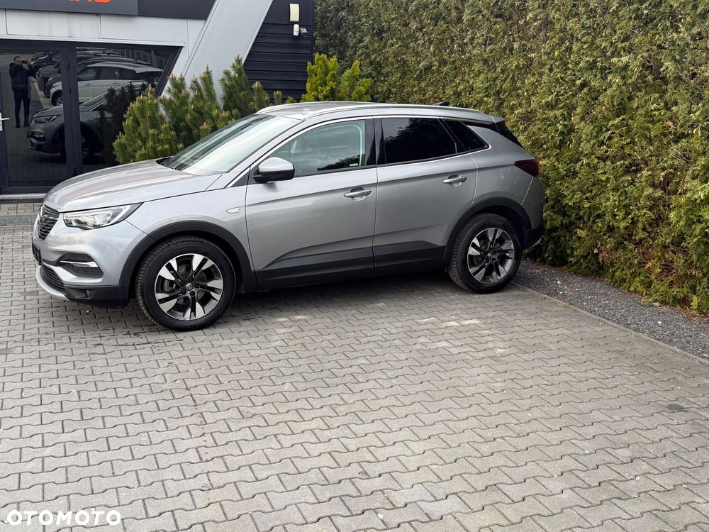Opel Grandland X - 16