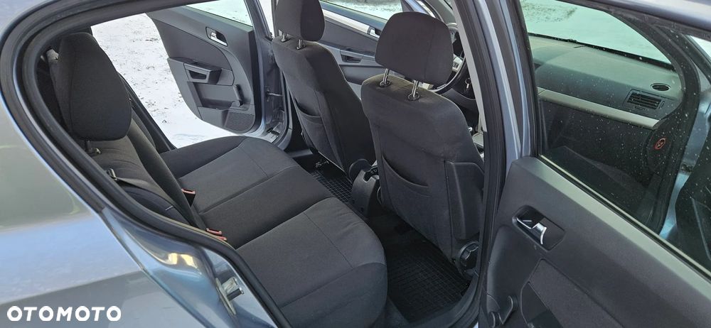 Opel Astra 1.6 - 7