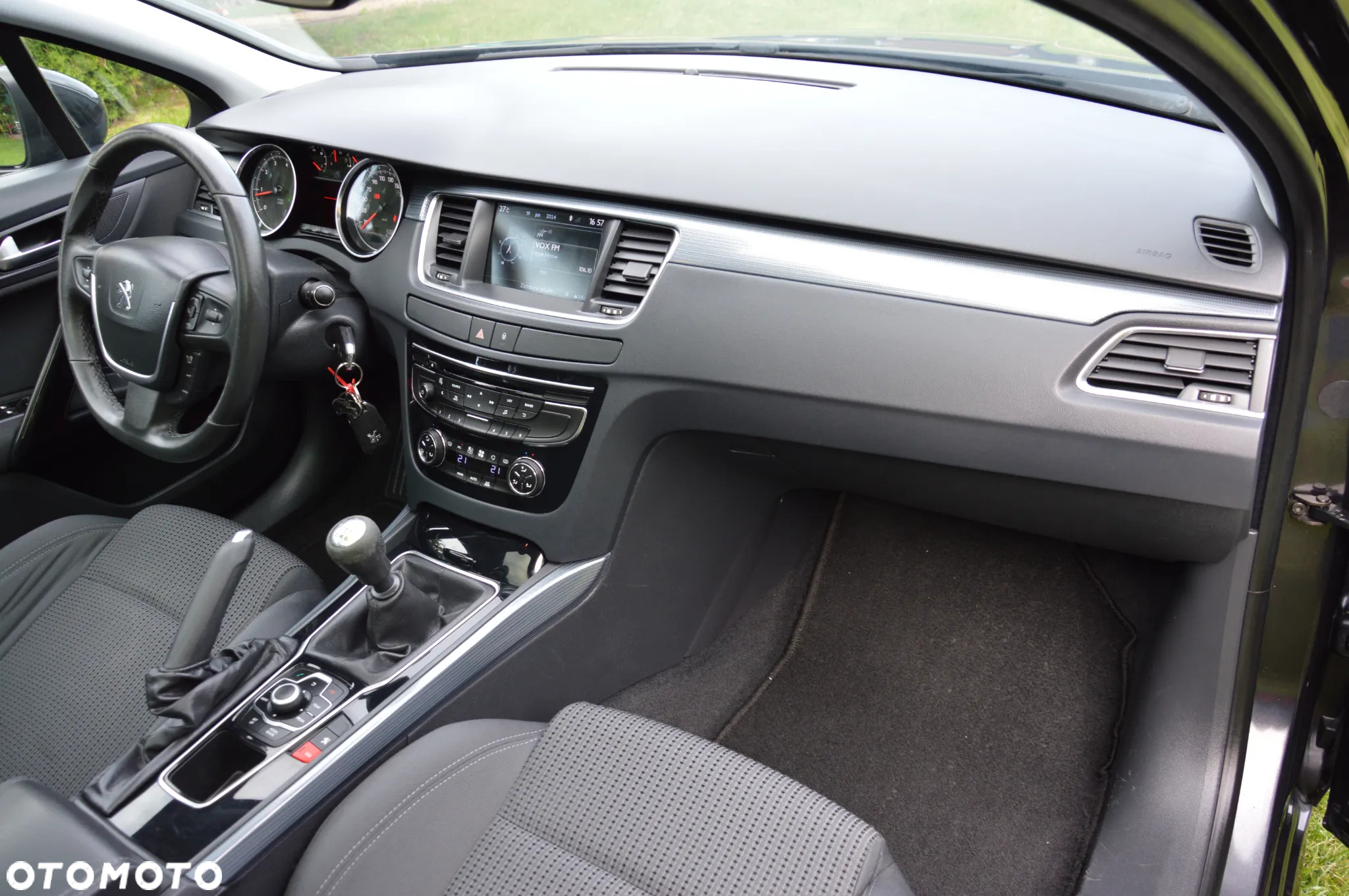 Peugeot 508 1.6 T Business Line - 24