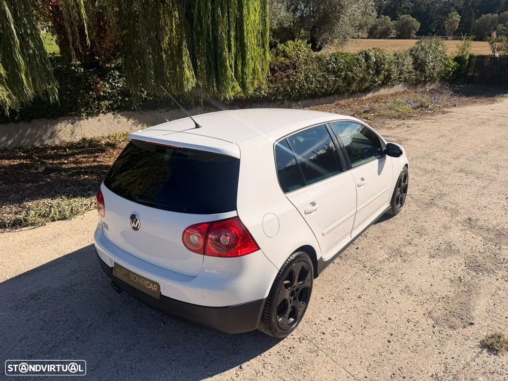VW Golf - 13