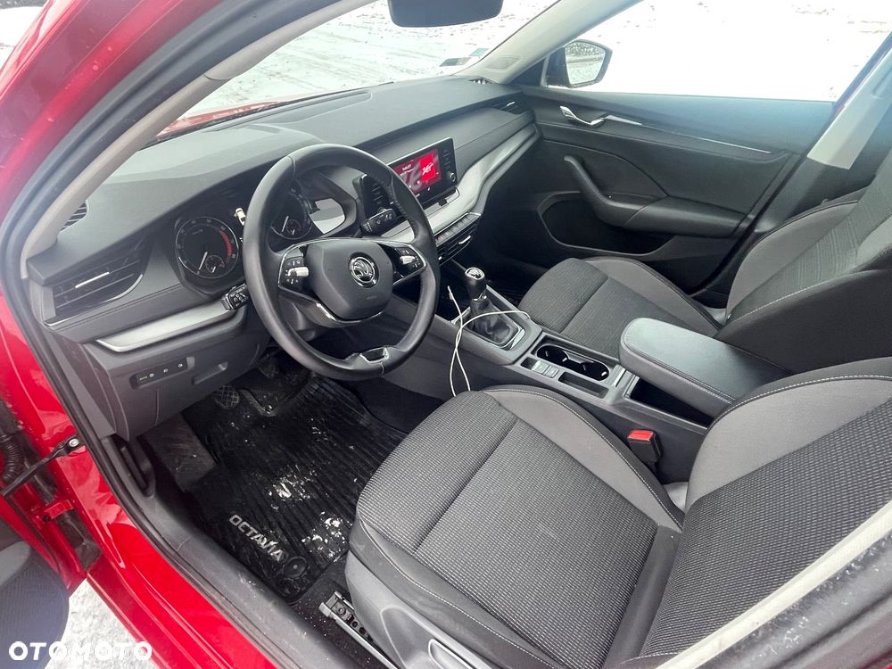 Skoda Octavia ver-1-5-tsi-act-style - 20