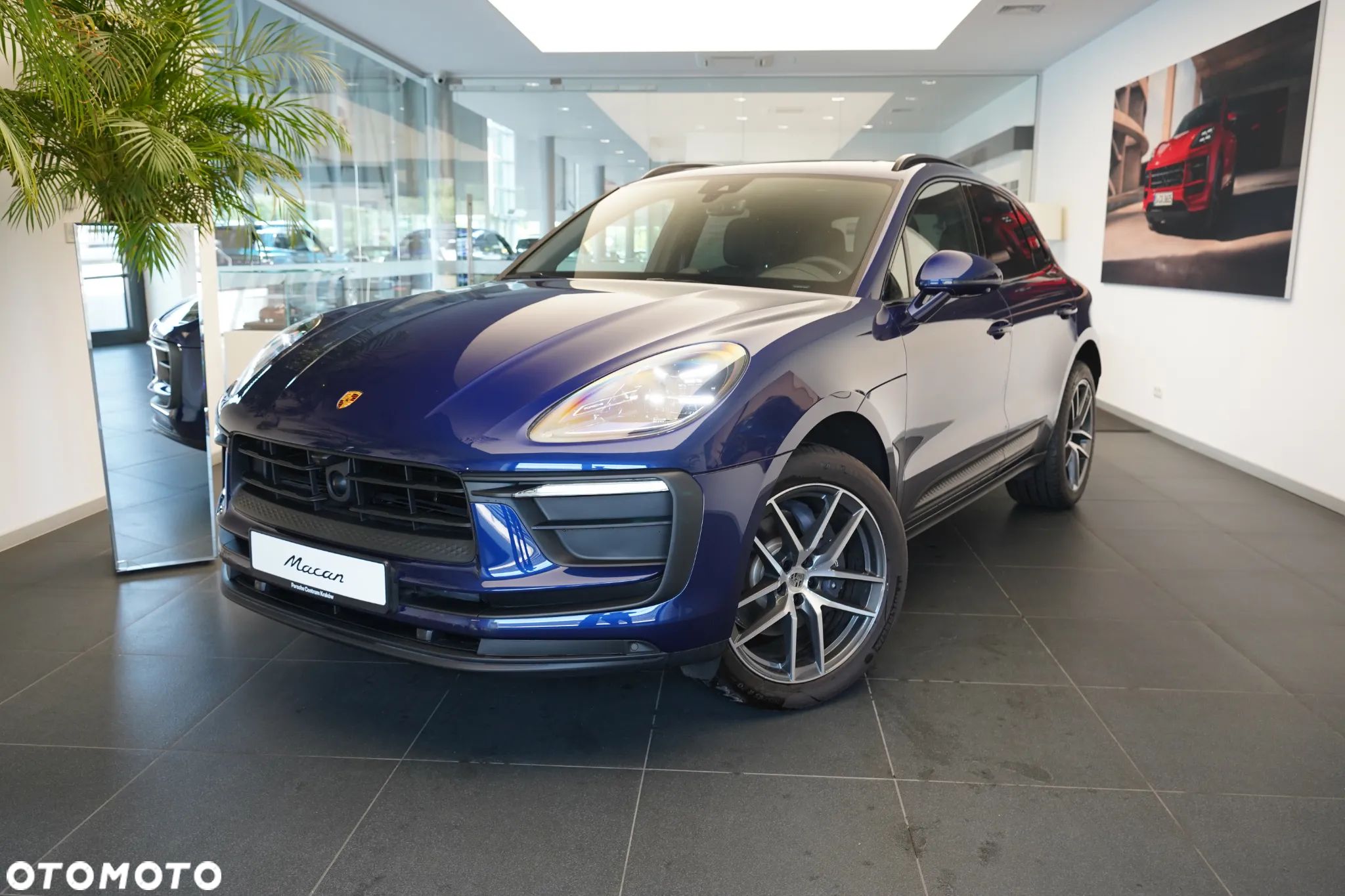 Porsche Macan Standard - 1