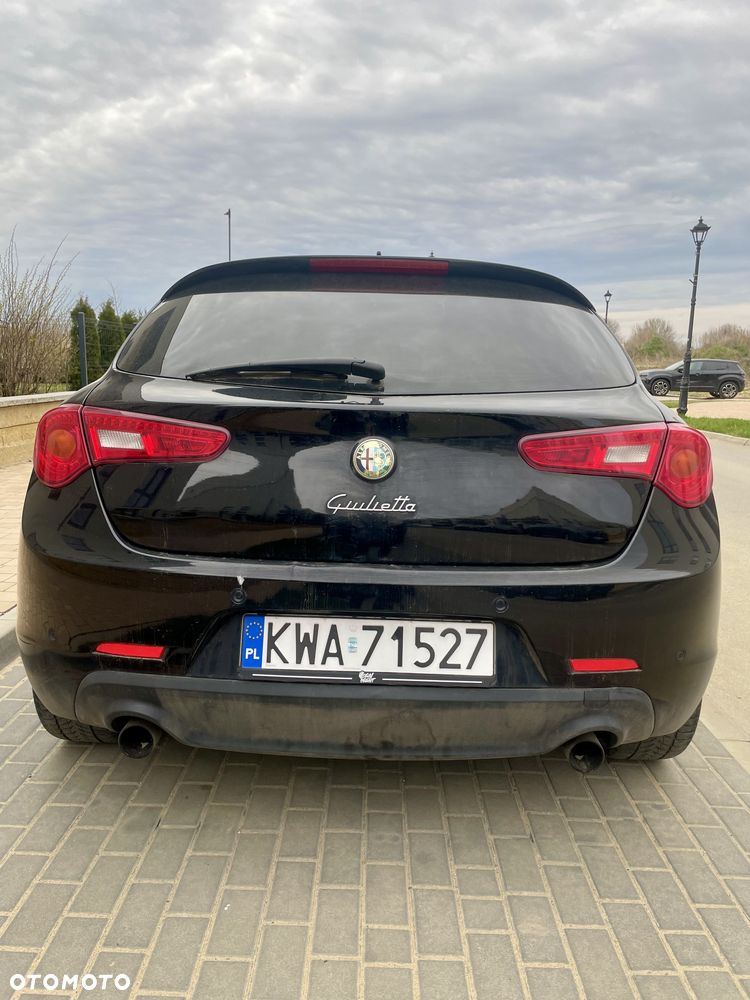 Alfa Romeo Giulietta 2.0 JTDM Veloce - 8