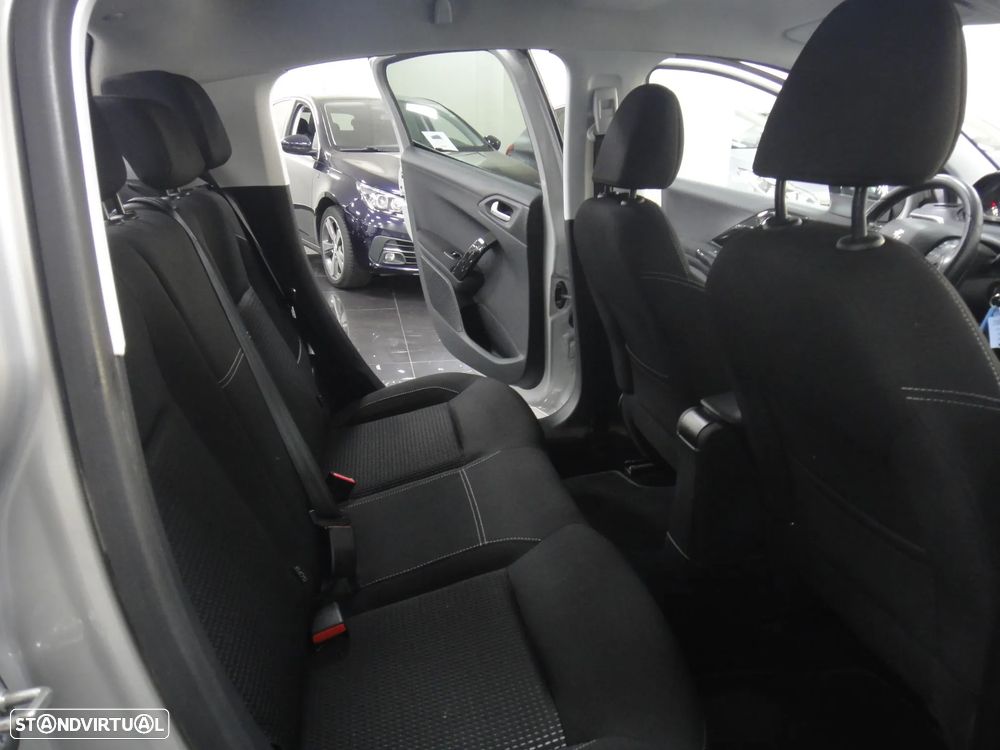 Peugeot 208 PureTech 110 Stop & Start Tech Edition - 18