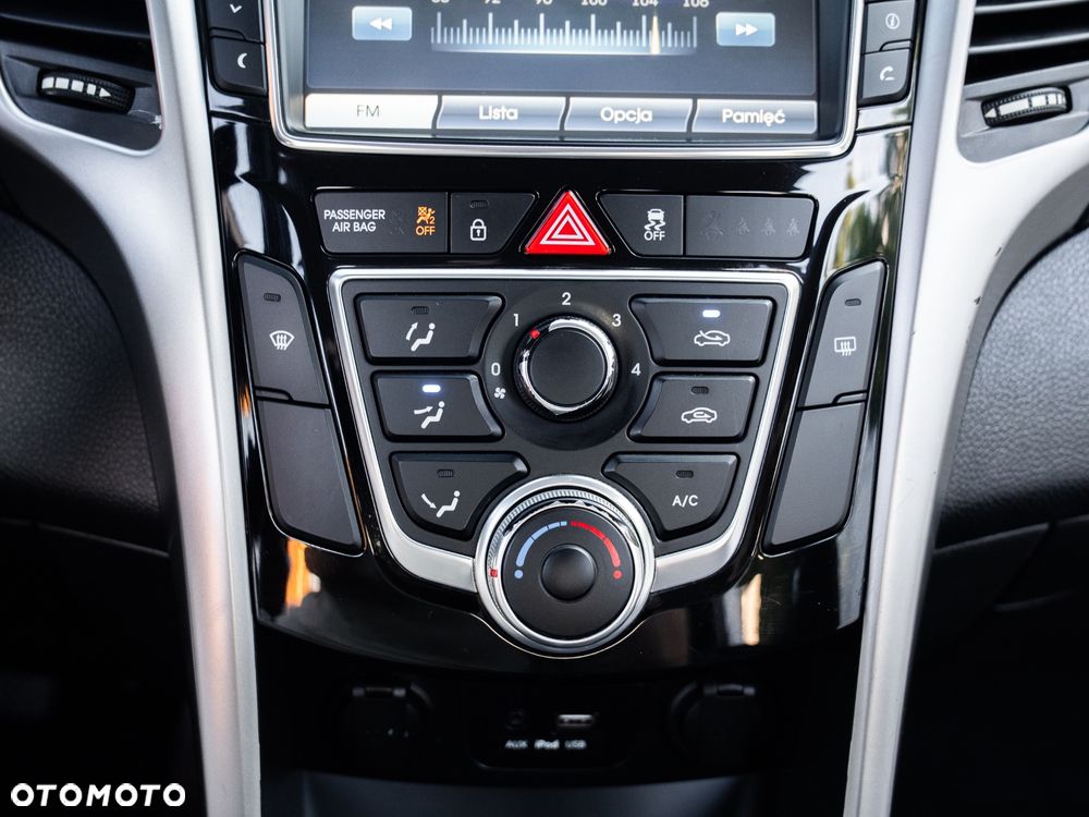 Hyundai i30 blue 1.4 Classic Navigation - 31