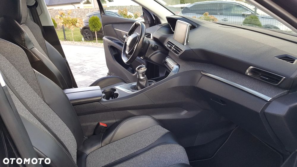 Peugeot 3008 BlueHDi 120 Stop & Start Allure - 23