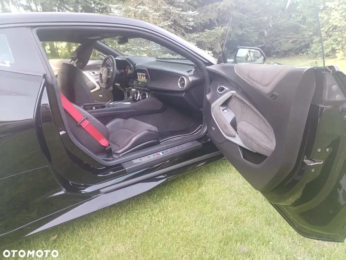 Chevrolet Camaro - 24
