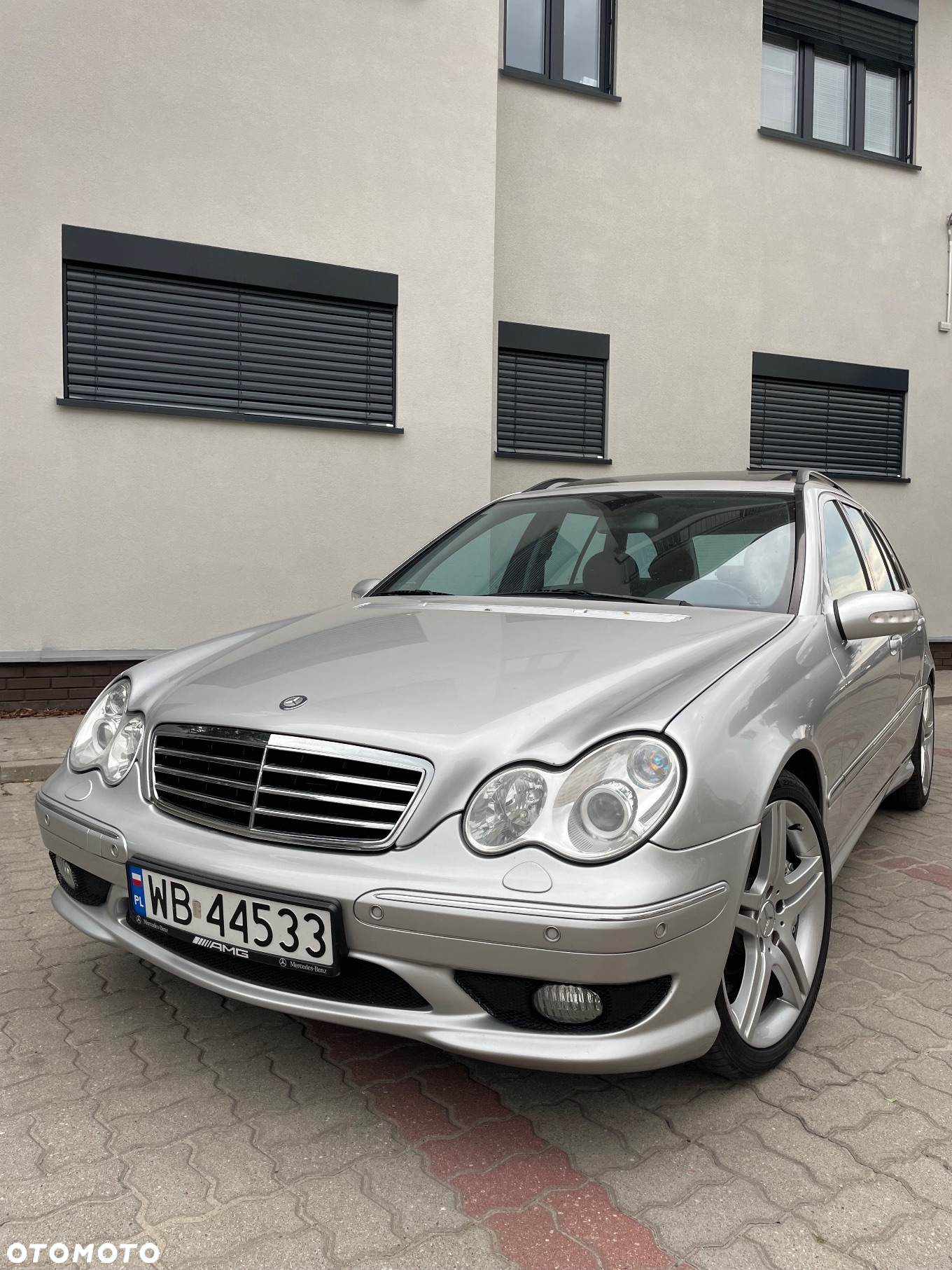 Mercedes-Benz Klasa C 32 T AMG - 2