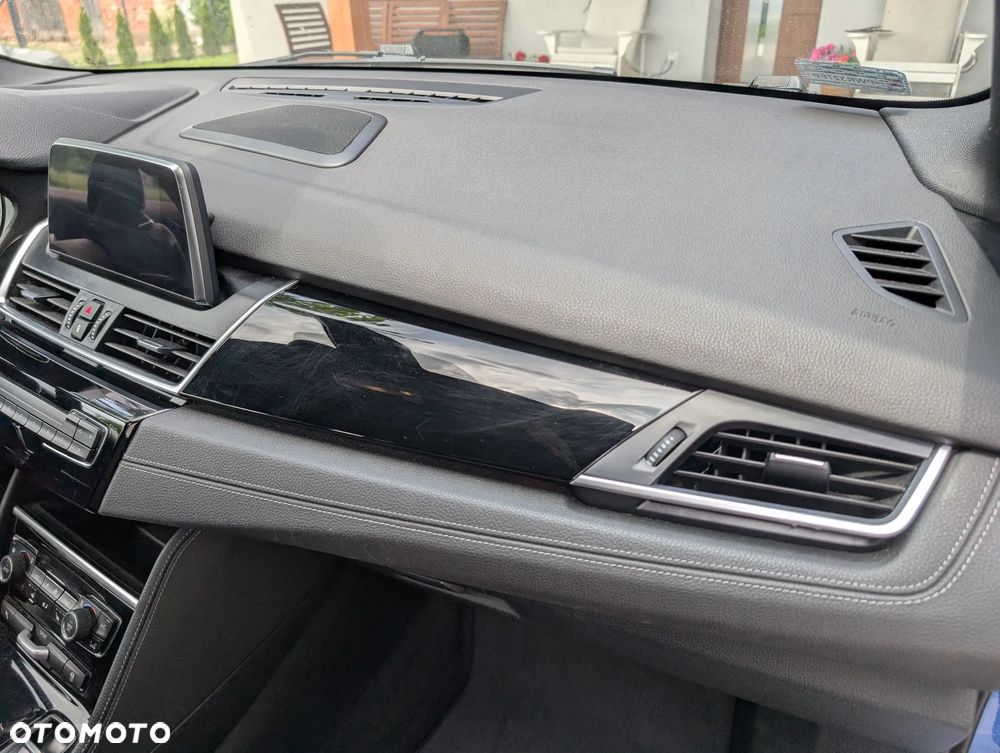 BMW Seria 2 216i GT - 16