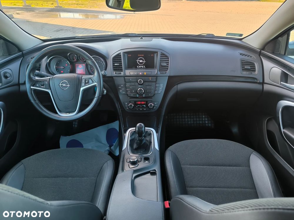Opel Insignia - 13