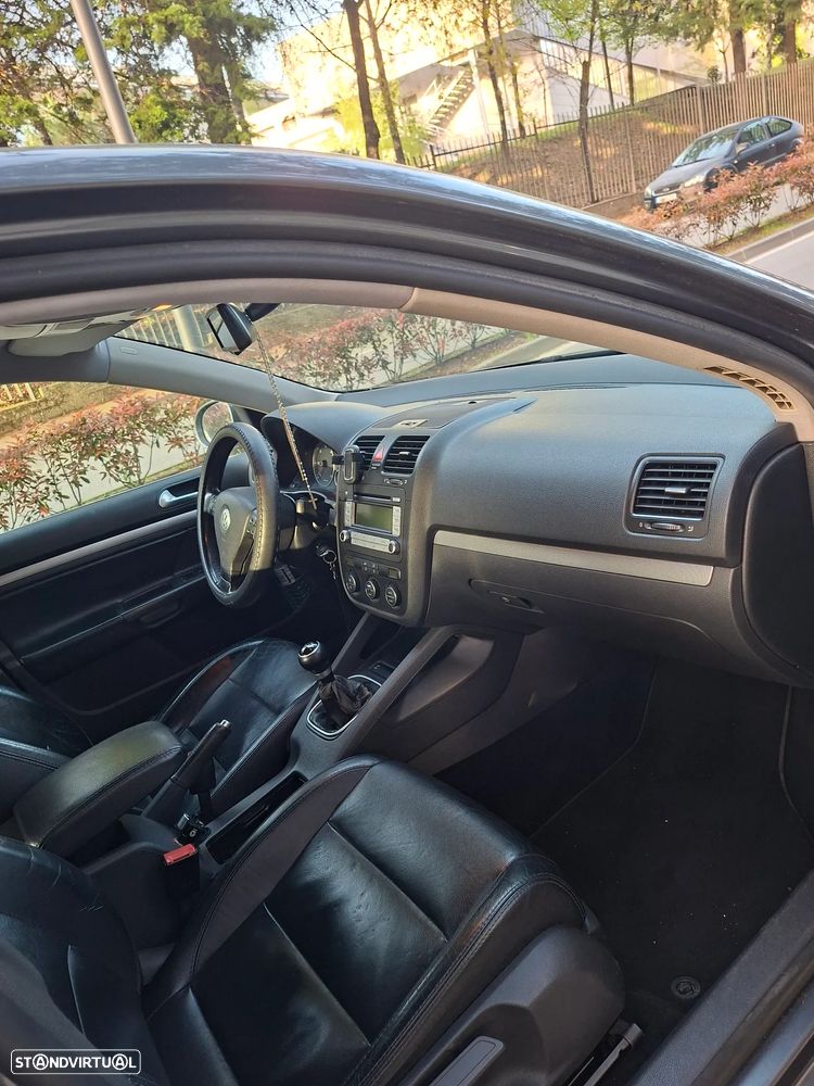 VW Jetta 1.9 TDi Trendline - 9