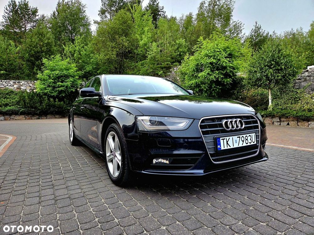 Audi A4 Limousine - 3