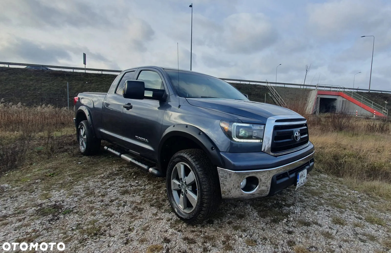 Toyota Tundra 5.7 4x4 Double Cab SR5 - 12