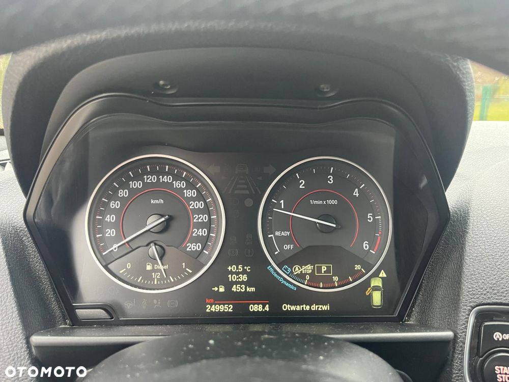 BMW Seria 1 118d - 11