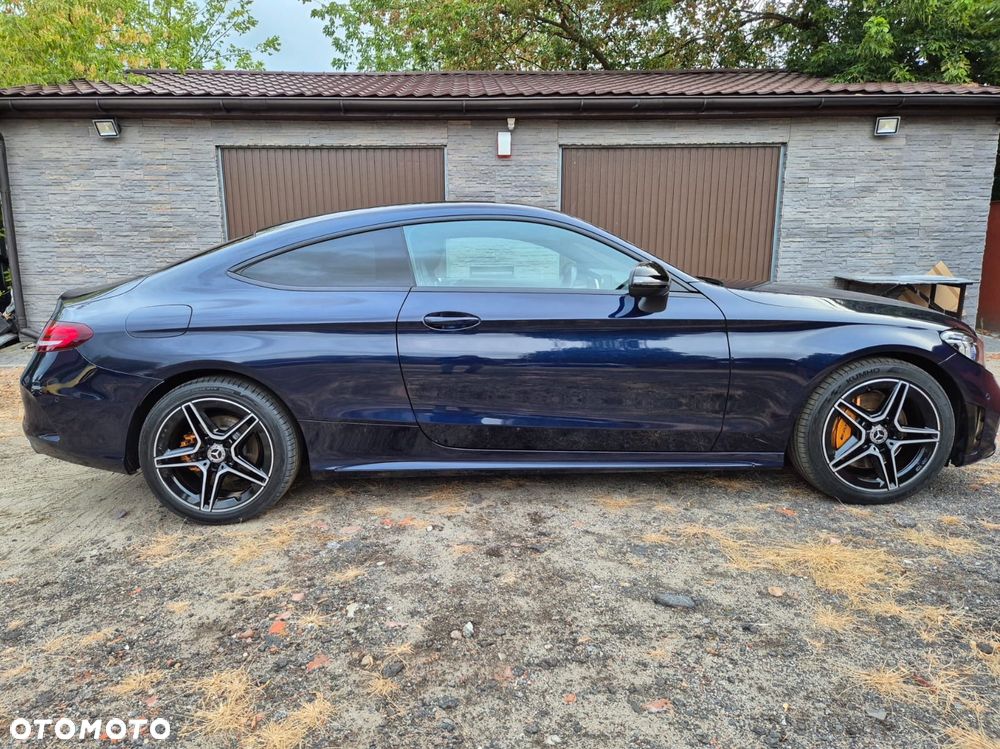 Mercedes-Benz Klasa C 300 d Coupe 9G-TRONIC AMG Line - 11