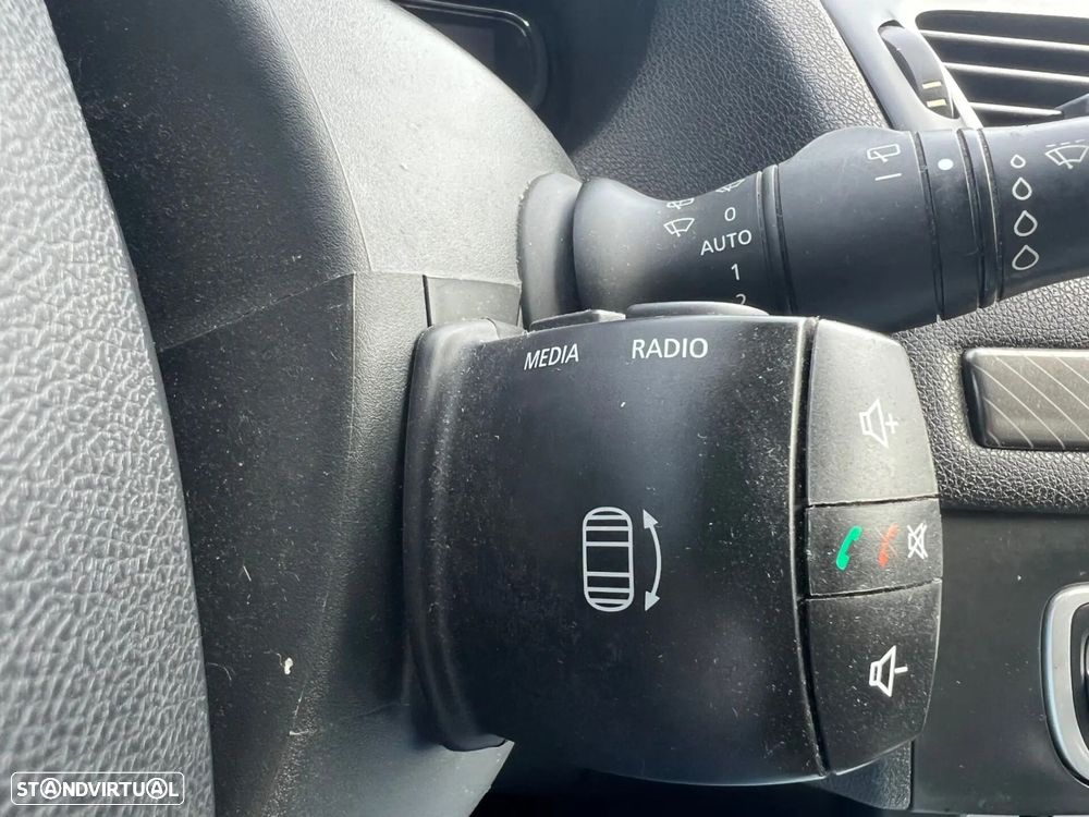 Renault Mégane Sport Tourer ENERGY dCi 110 EXPERIENCE - 14