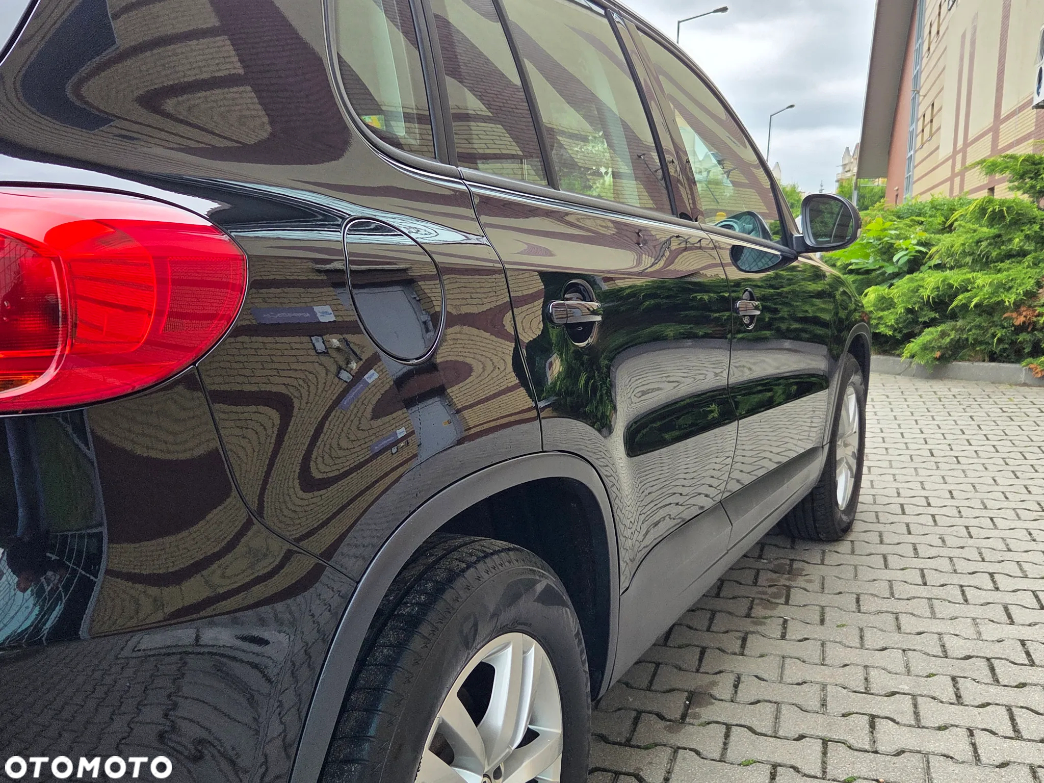 Volkswagen Tiguan 1.4 TSI BlueMotion Technology Exclusive - 16