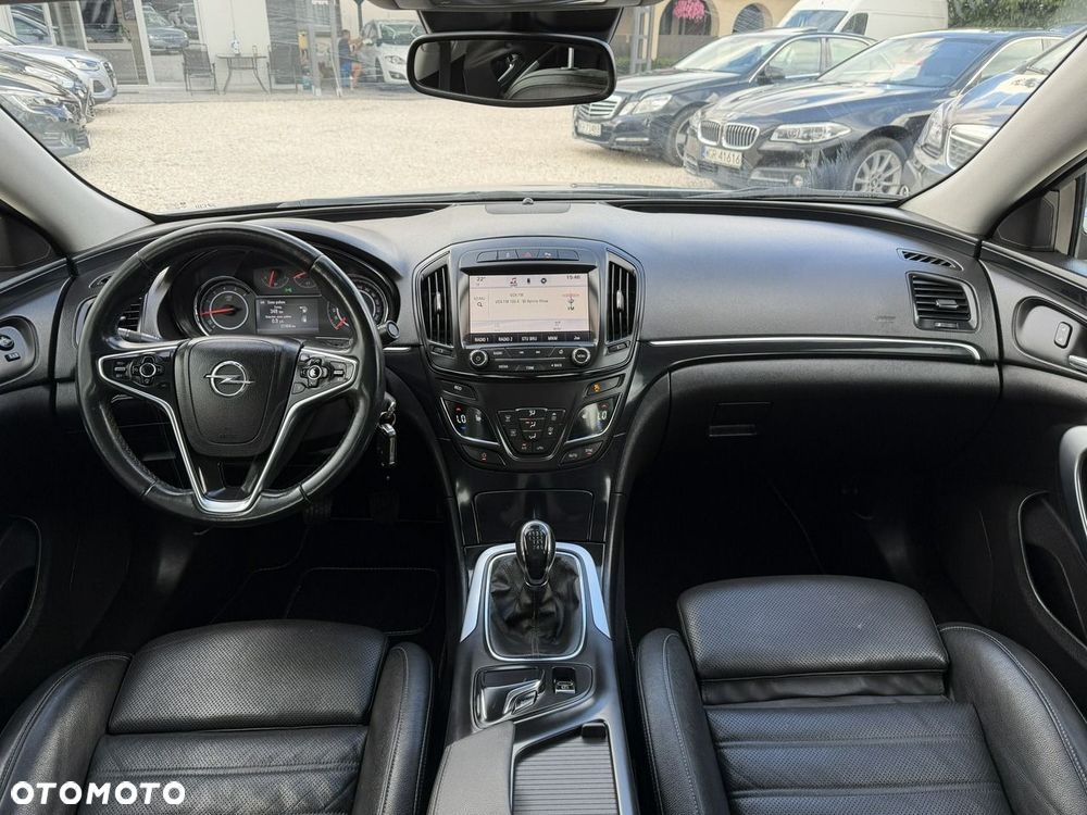 Opel Insignia - 25