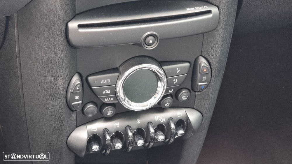 MINI Cabrio Cooper D - 13