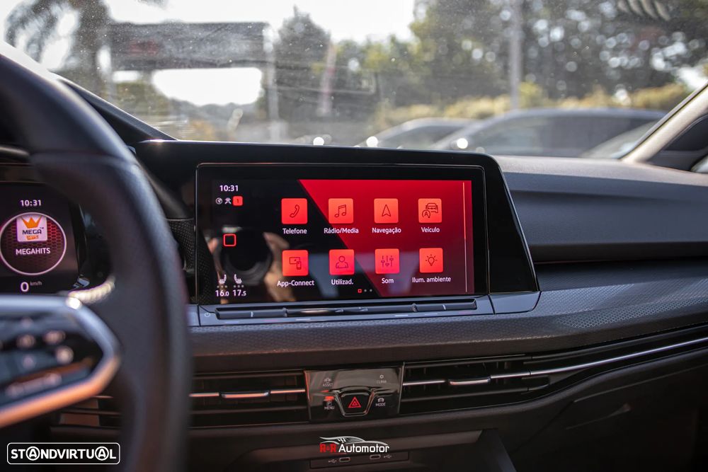 VW Golf 2.0 TSI GTI DSG Performance - 36