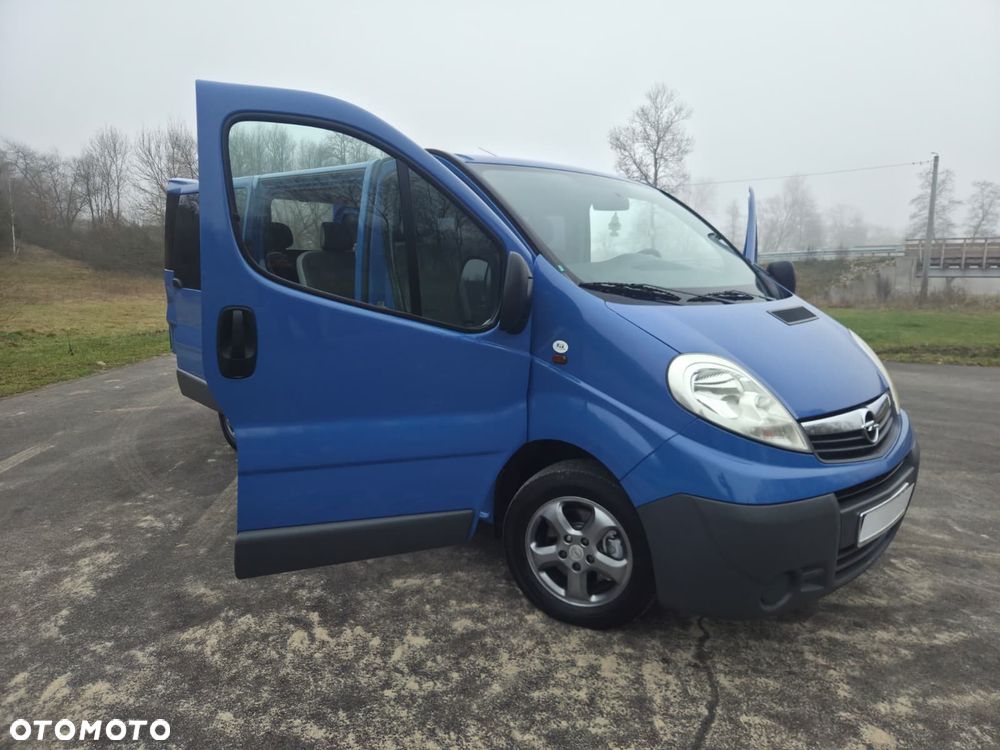 Opel Vivaro - 21