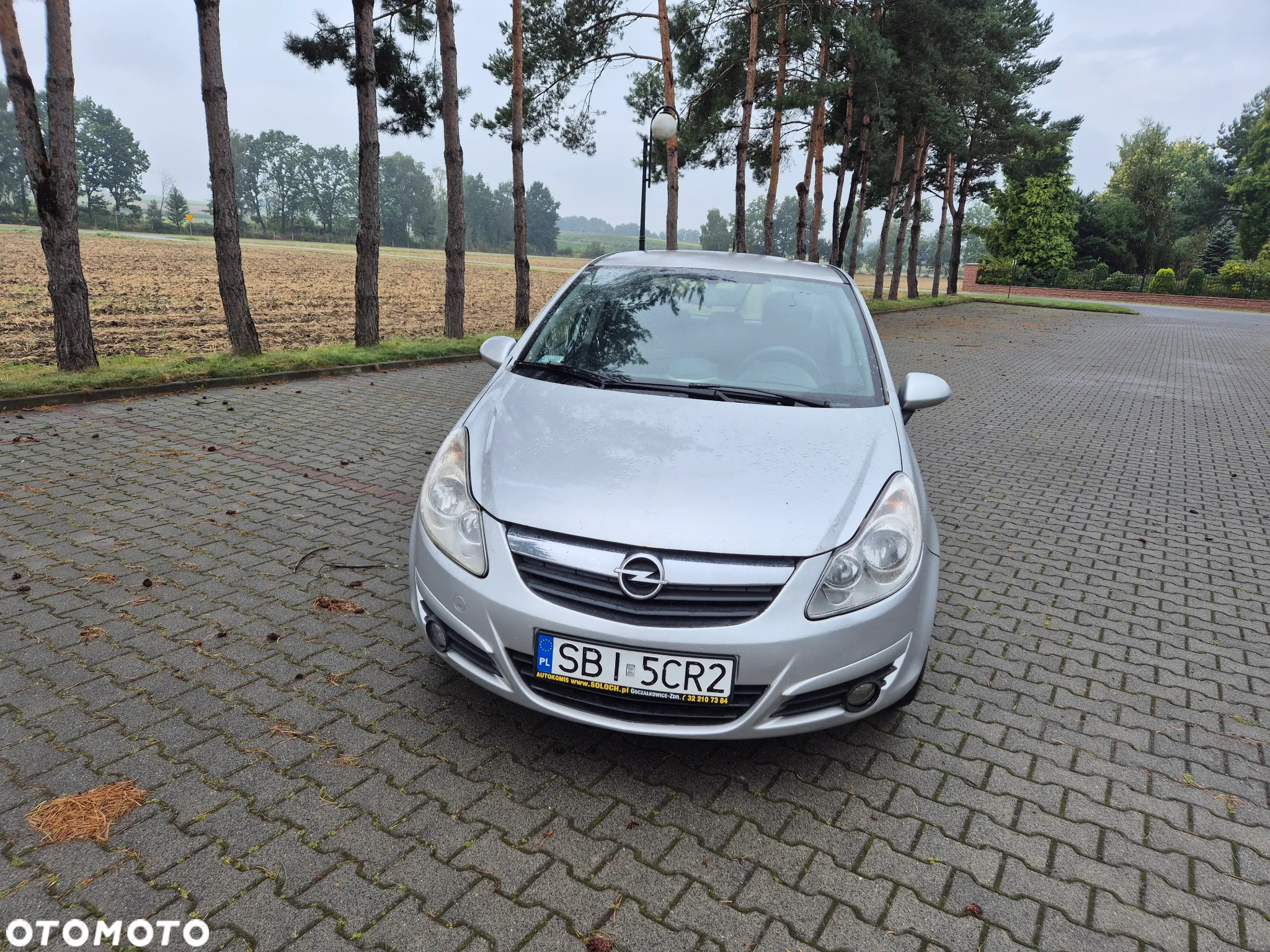 Opel Corsa 1.4 16V Cosmo - 2