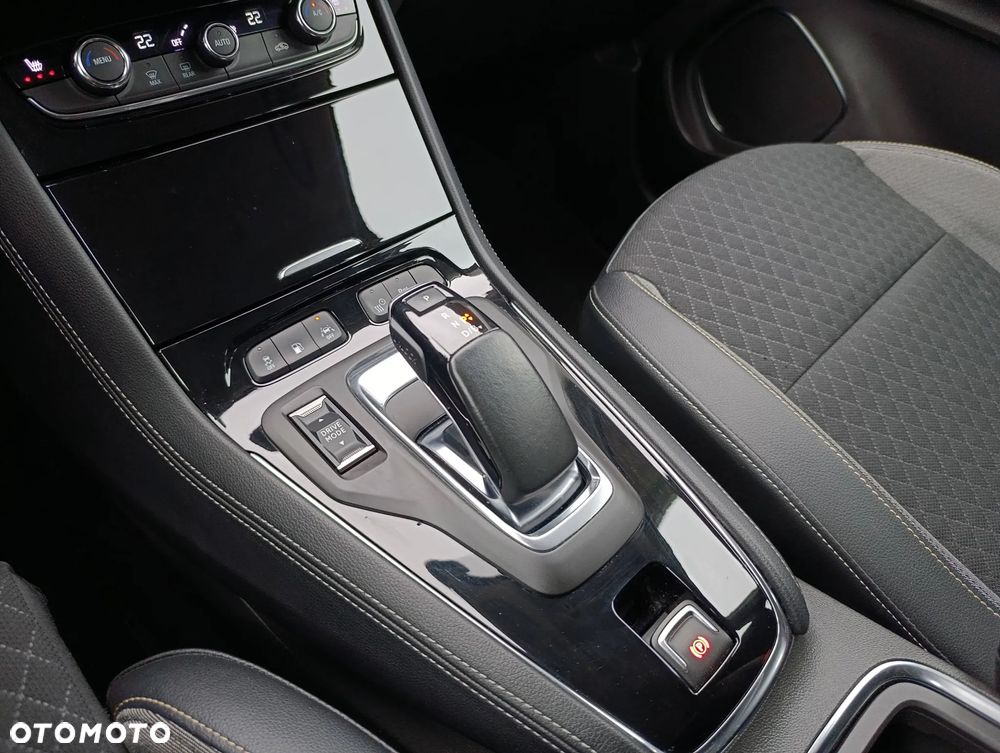 Opel Grandland X Plug-in-Hybrid4 1.6 DI Start/Stop INNOVATION - 17