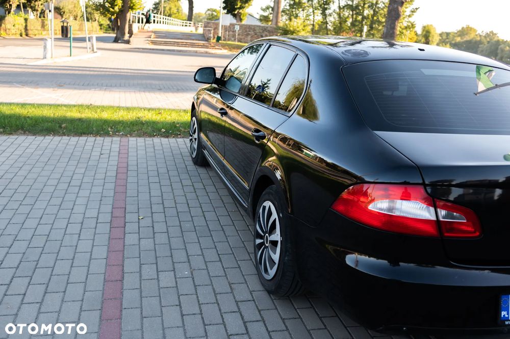 Skoda Superb 1.4 TSI Active - 5