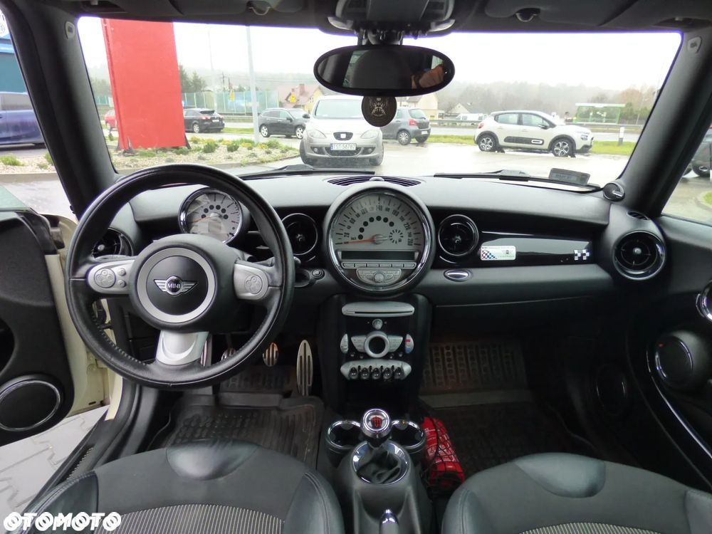 MINI John Cooper Works - 12