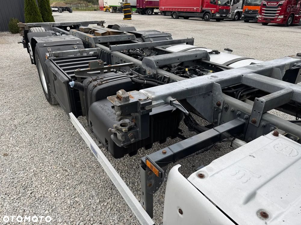 DAF XF 460 / BDF / PODNOSZONA OŚ / CAŁY NA PODUSZKACH / Z NIEMIEC - 16
