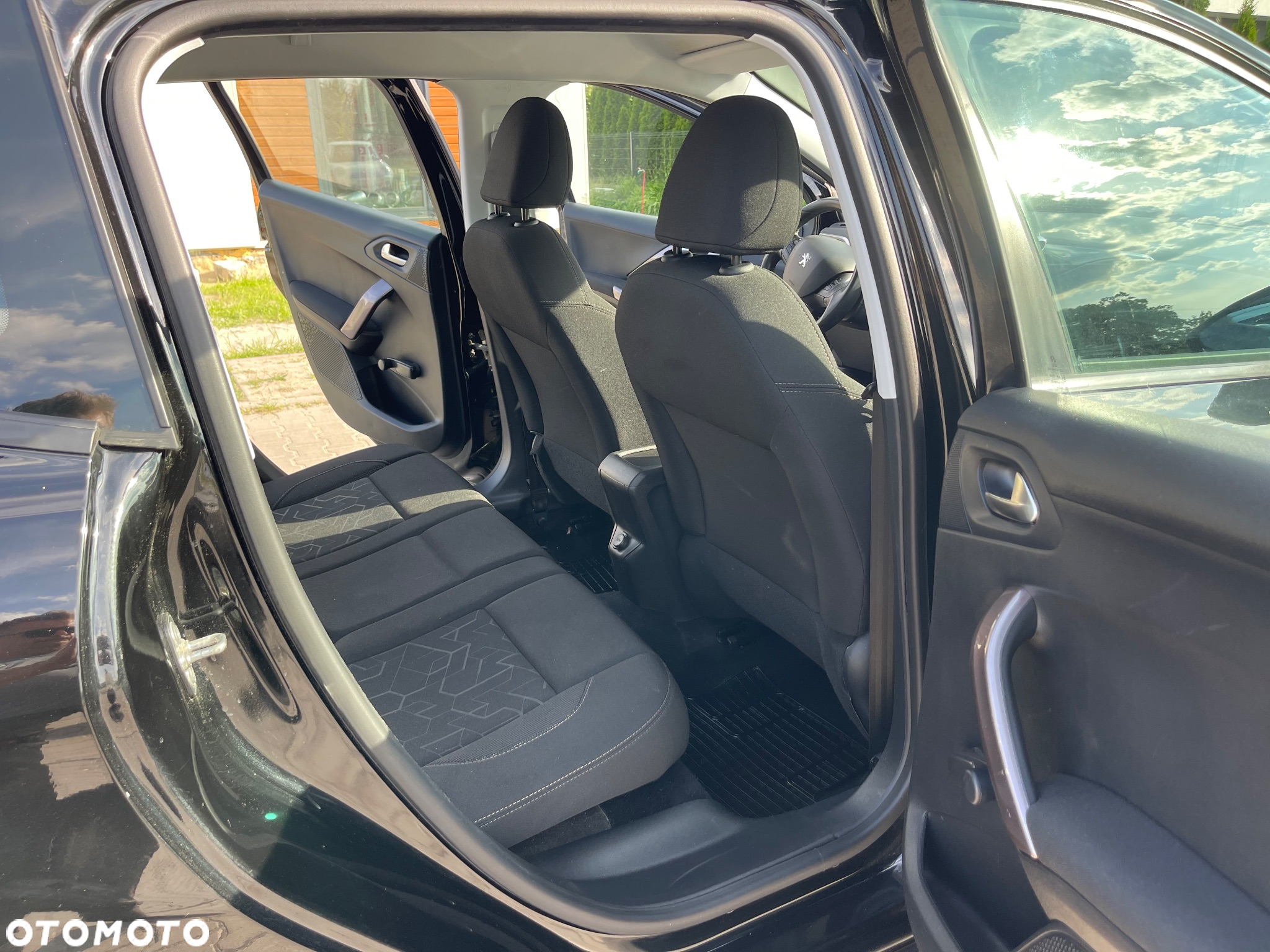 Peugeot 2008 - 7