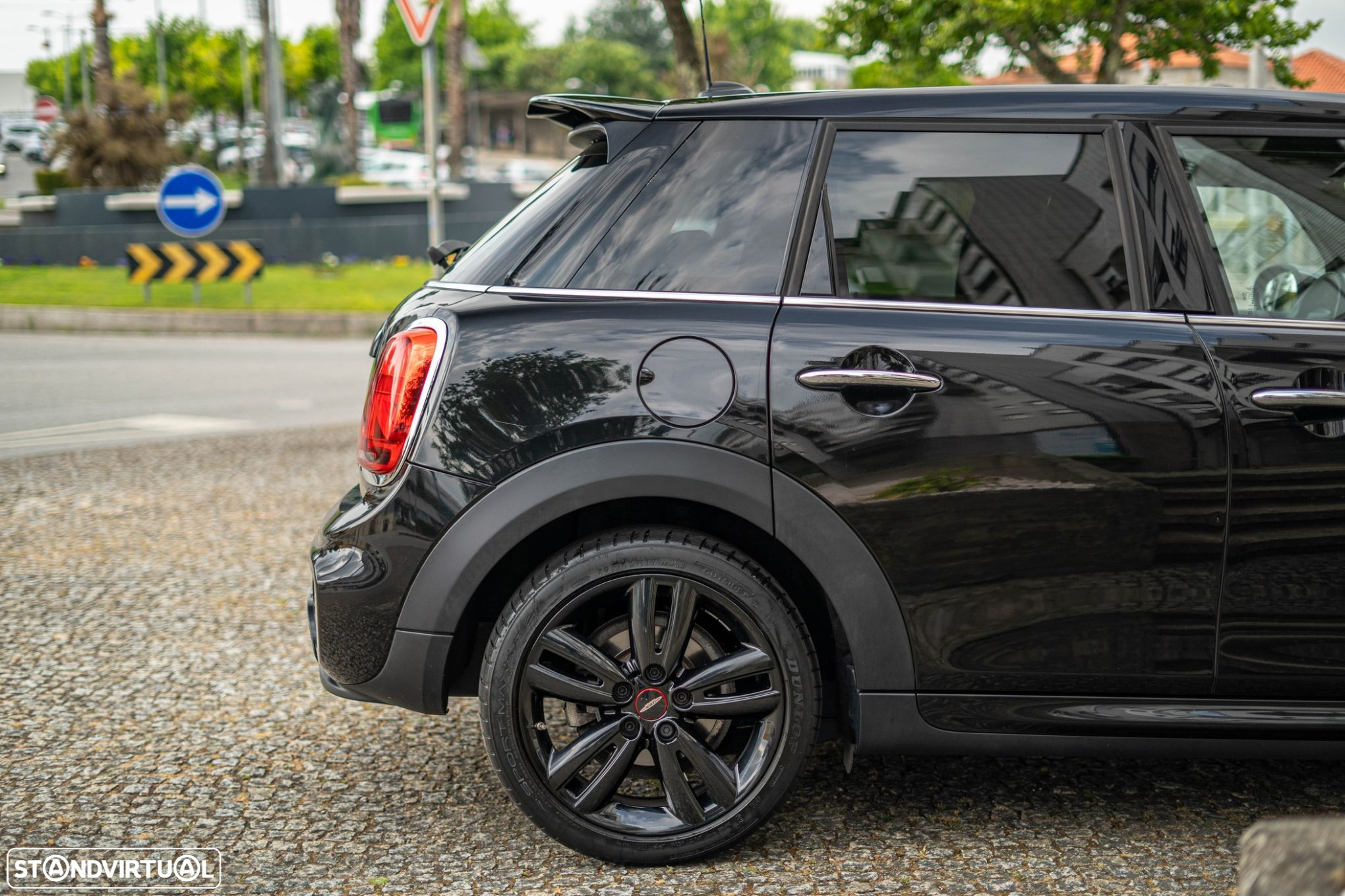 MINI 5 Portas Cooper Auto - 41
