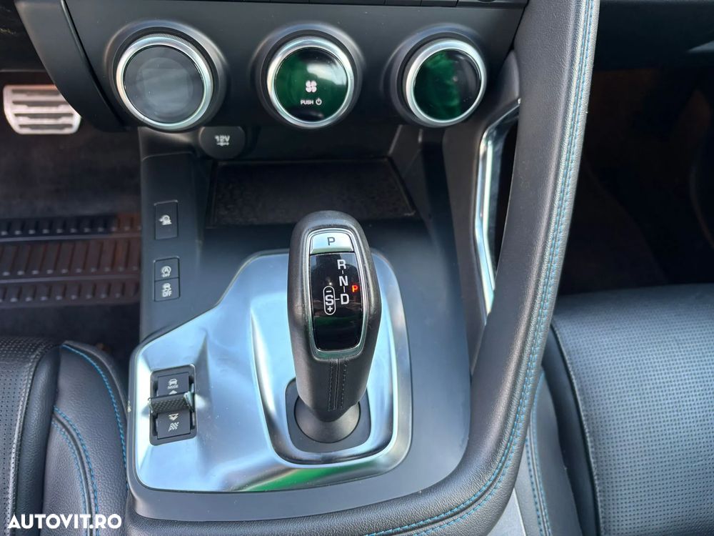 Jaguar E-Pace - 9