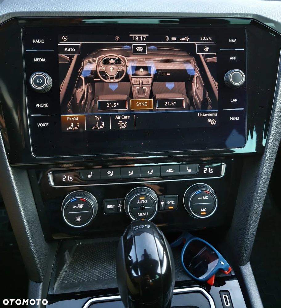 Volkswagen Passat 2.0 TSI Business DSG - 12