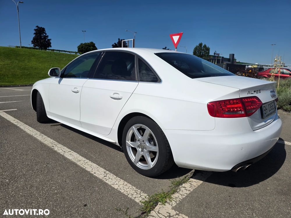 Audi A4 Limuzina 2.0 TDI B8 - 8