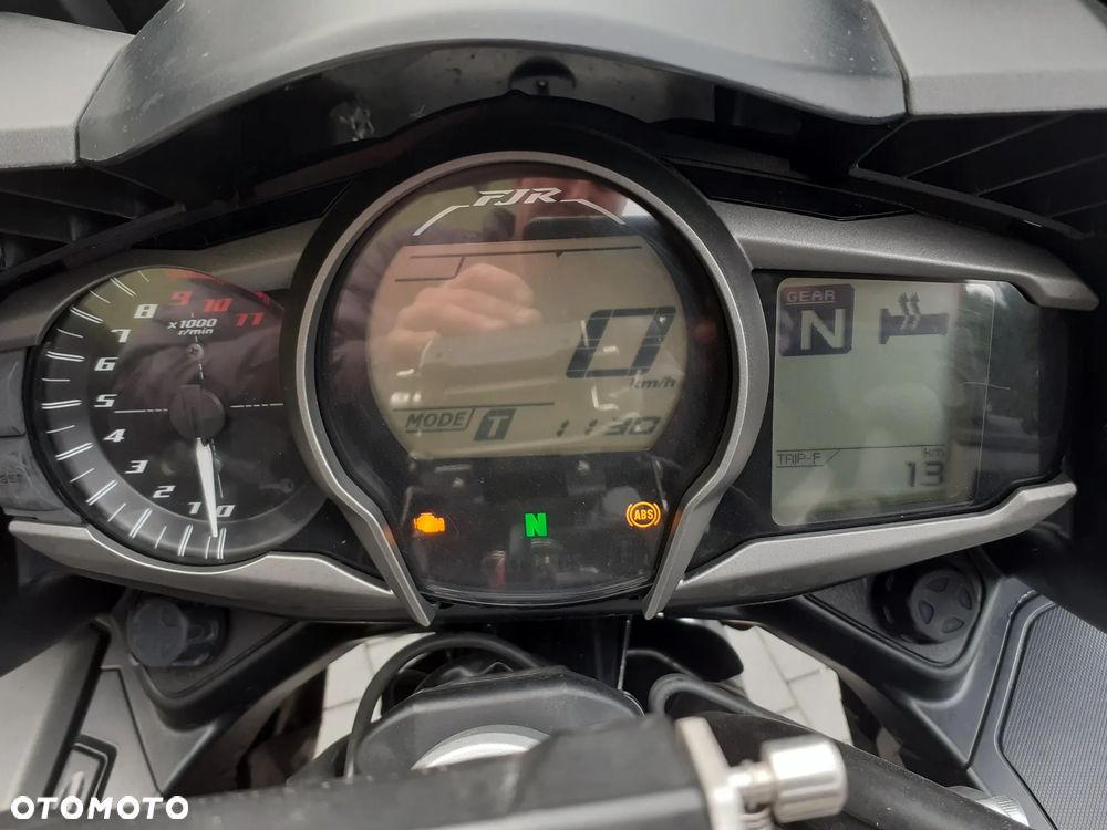 Yamaha FJR - 7
