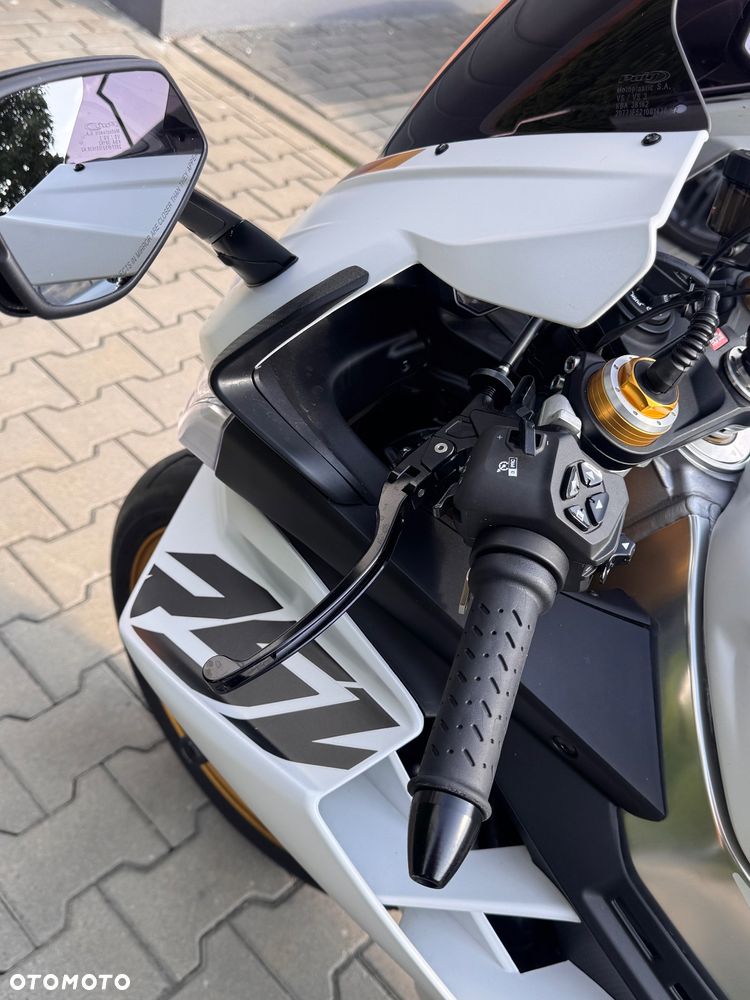 Aprilia RSV - 8