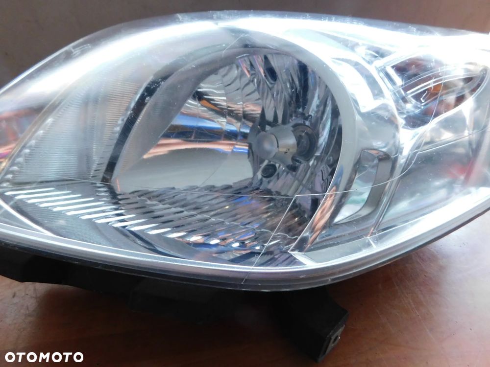 lampa lewa przód BIPPER NEMO QUBO FIORINO EUROPA - 4