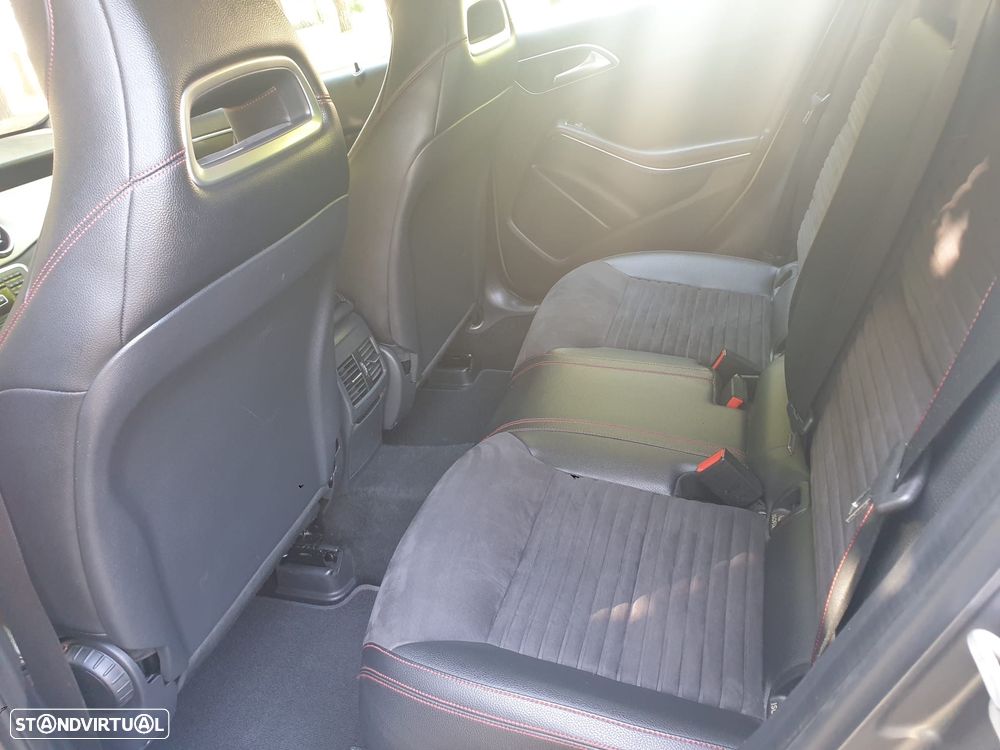 Mercedes-Benz GLA 220 CDI AMG Line - 18