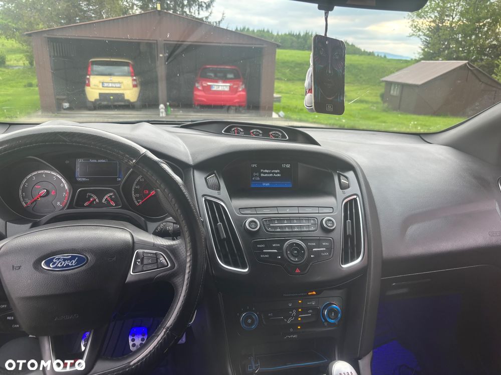 Ford Focus ST - 7