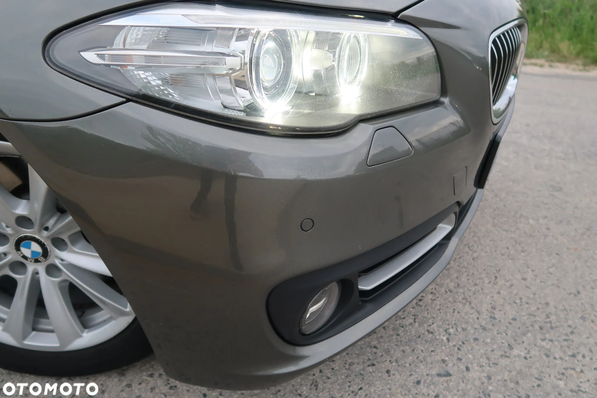 BMW Seria 5 520d Touring - 13