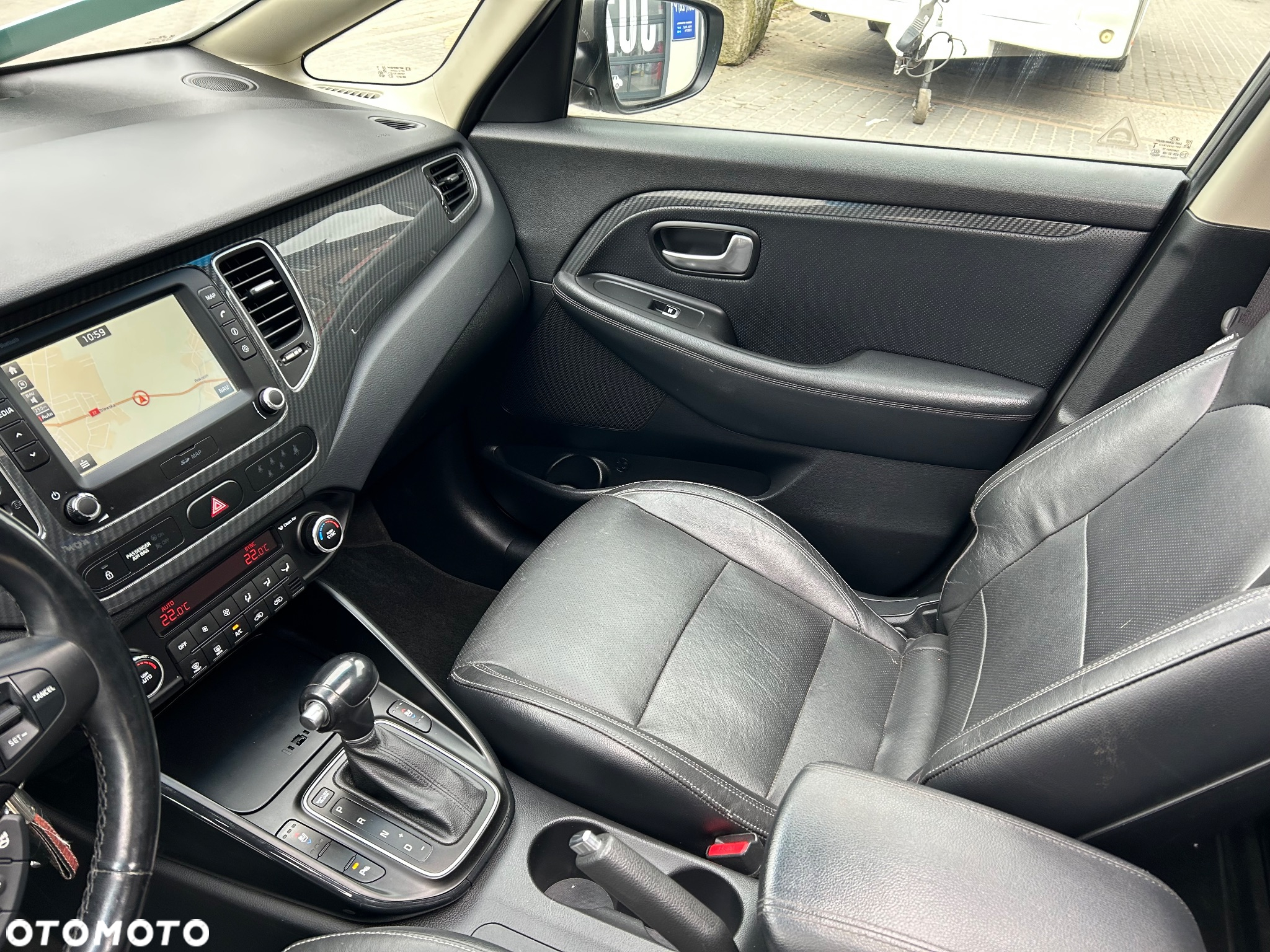 Kia Carens 1.7 CRDi L 7os DCT - 14
