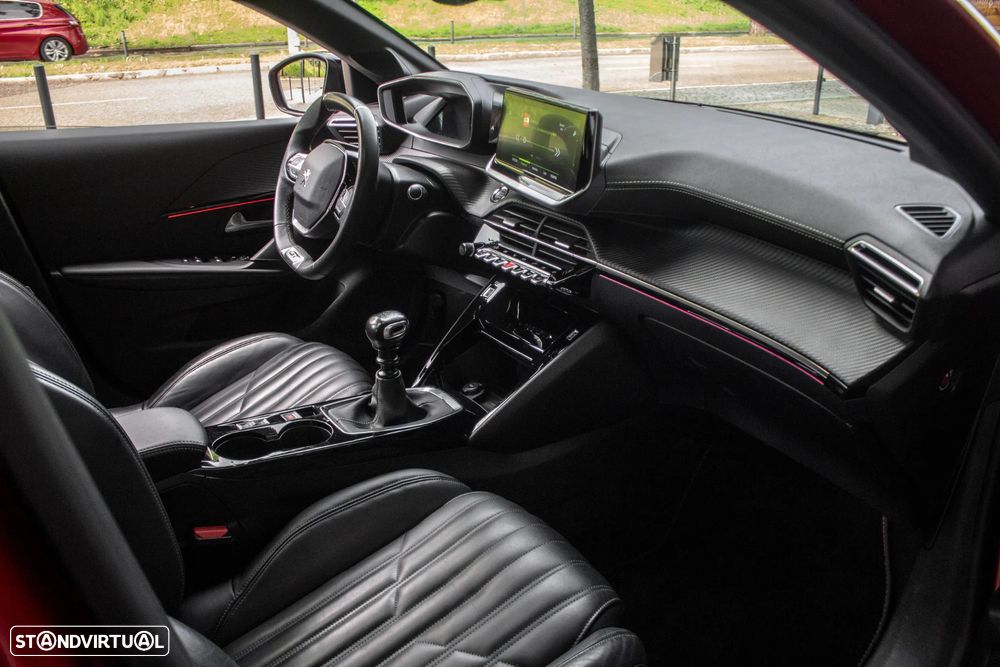 Peugeot 208 1.2 PureTech GT - 26