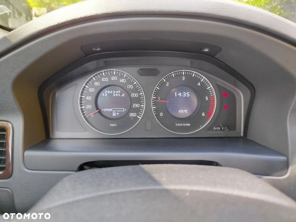 Volvo V70 2.0D Momentum - 17