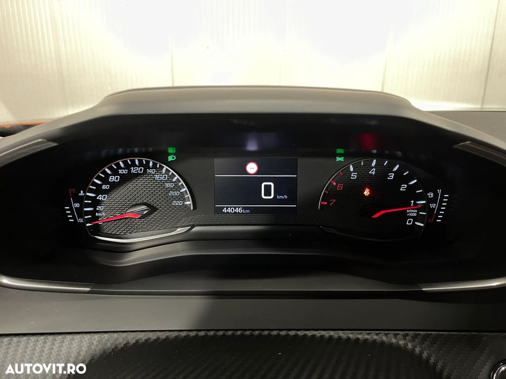 Peugeot 2008 PureTech 100 Stop&Start Allure - 31