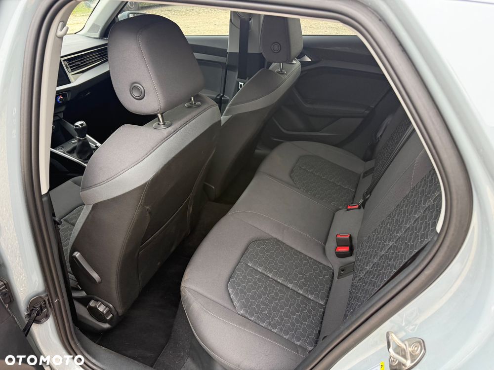 Audi A1 Sportback 25 TFSI advanced - 11