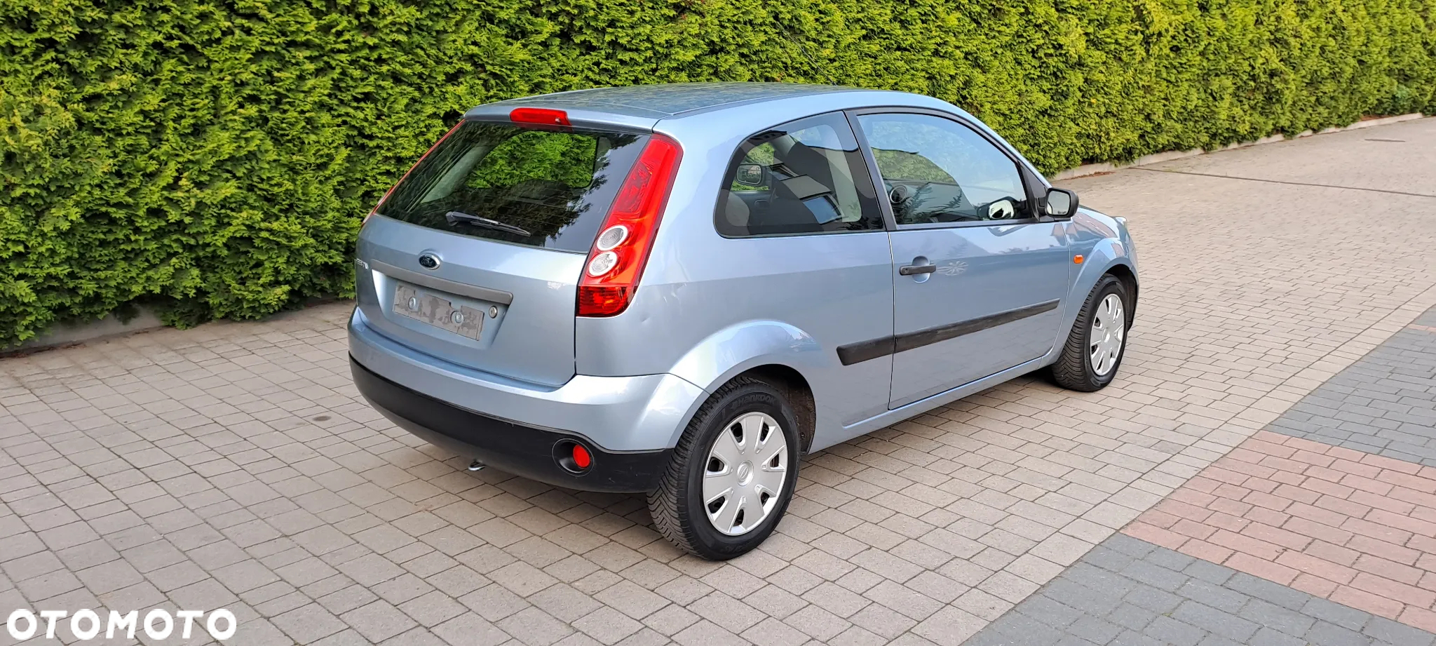 Ford Fiesta 1.3 Ambiente - 10