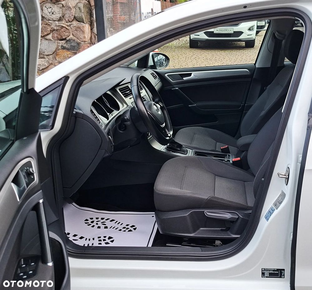 Volkswagen Golf 2.0 BlueTDI DSG Comfortline - 18