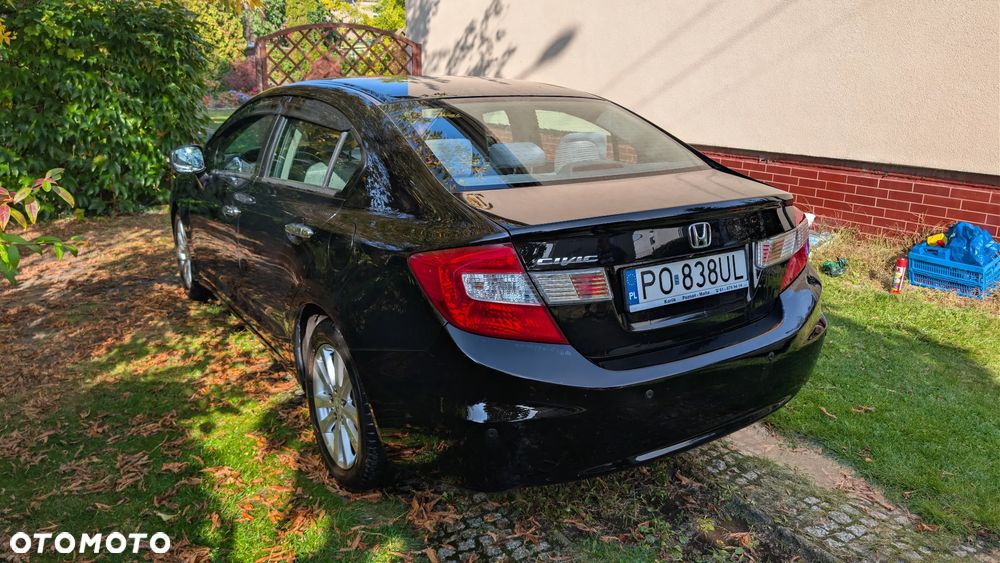 Honda Civic 1.8 Executive - 3