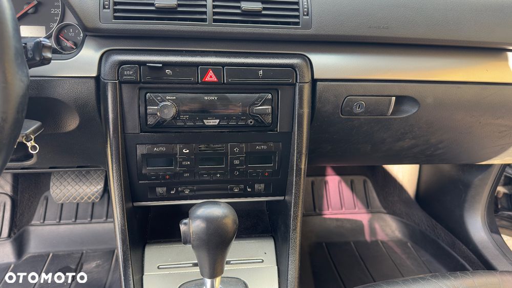 Audi A4 Avant 2.4 Multitronic - 13